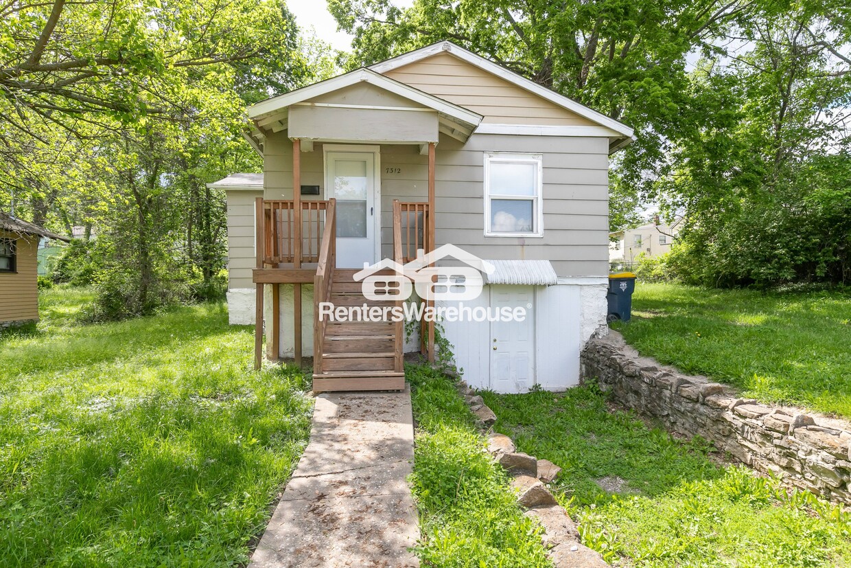Primary Photo - 7312 Indiana Ave