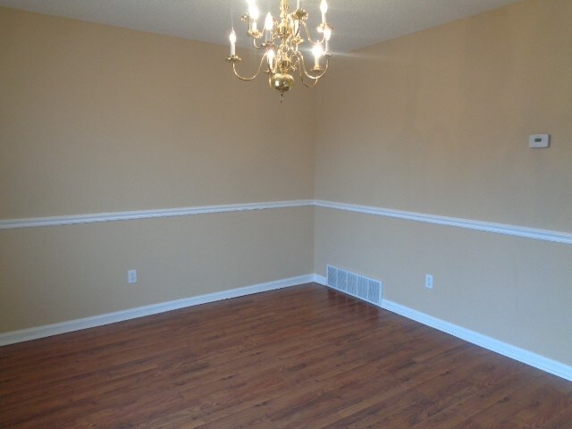 Building Photo - 3047 Valley Green Lane