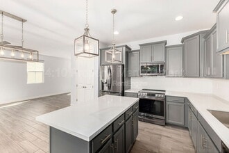 Building Photo - 5557 S Dillon