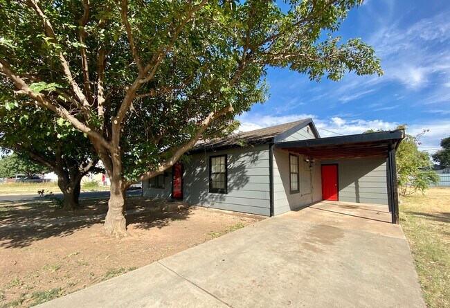 Foto del edificio - Available soon - move in special- $400 off...