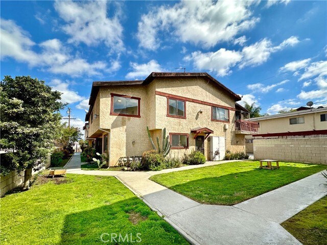 Primary Photo - 12738 Torch St
