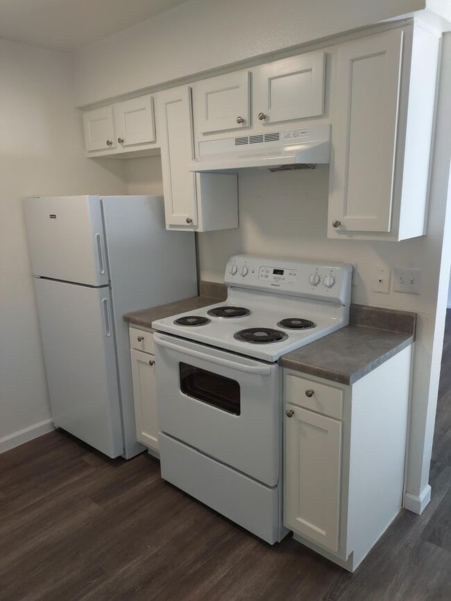 Interior Photo - Midtown Commons