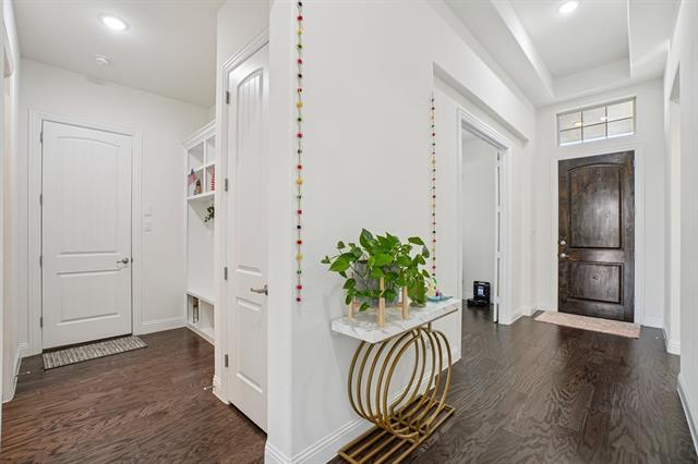 Foto del edificio - 17220 Eastbrook Dr