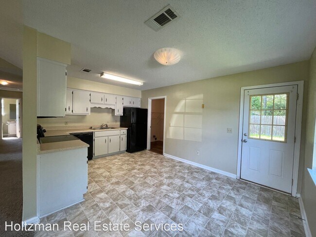 Building Photo - 3 br, 2 bath House - 47 Sheila Drive