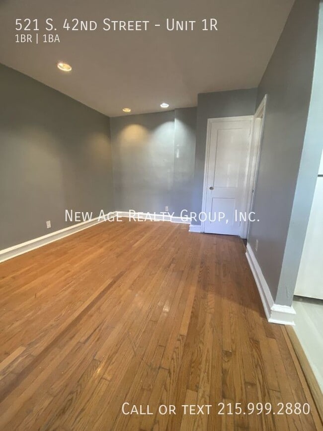 Building Photo - 521 S 42nd St