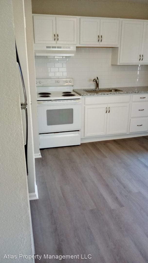 Building Photo - 3 br, 2 bath House - 3812 Brooklyn Ave.