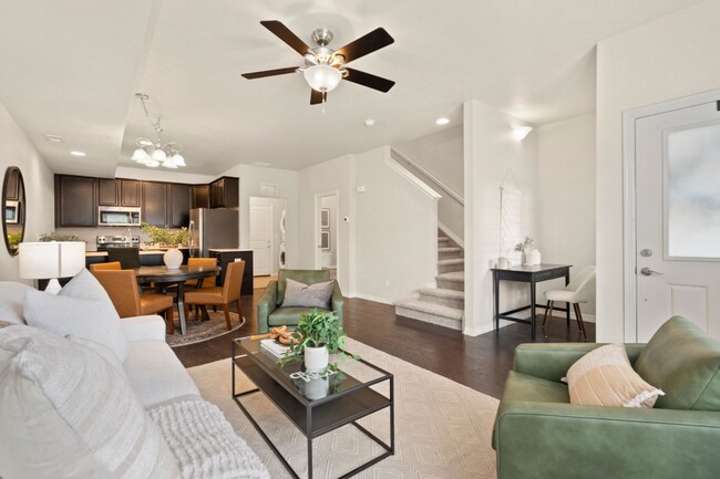 Foto del edificio - Amazing 3 bedroom Townhouse in Central For...