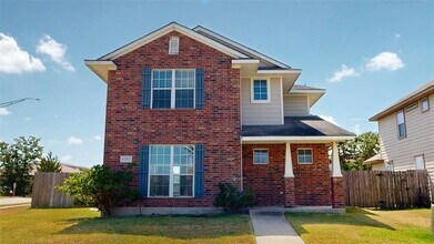 Building Photo - 4140 McFarland Dr