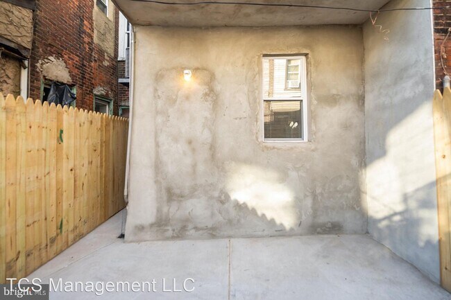 Building Photo - 3 br, 1 bath House - 2535 North Gratz Street