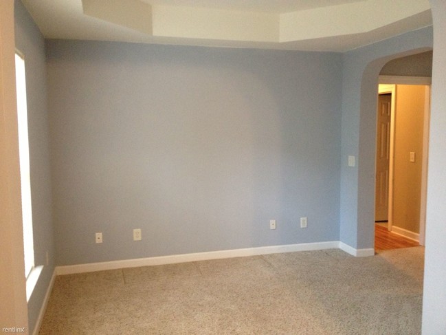 Foto del edificio - 502 S Elgin Ct