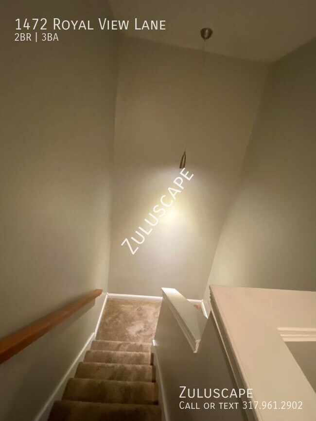 Building Photo - 1472 ROYAL VIEW LANE / AMAZING 2 BED 2.5 B...