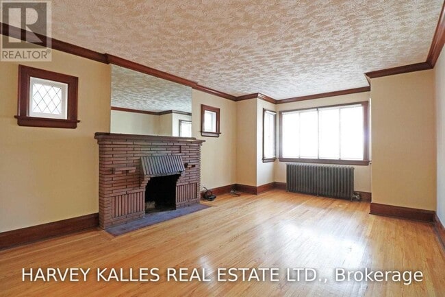 Building Photo - 184 Duplex Ave