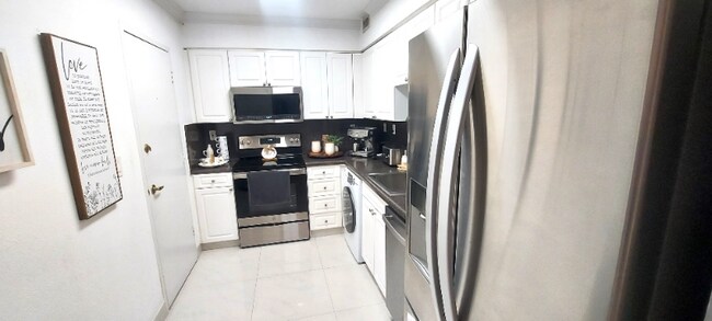 Foto del edificio - 2501 S Ocean Dr