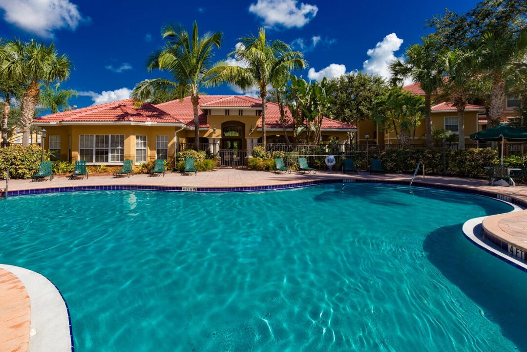 5048 Lantana Rd Unit 5304, Lake Worth, FL 33463 Room for Rent in Lake