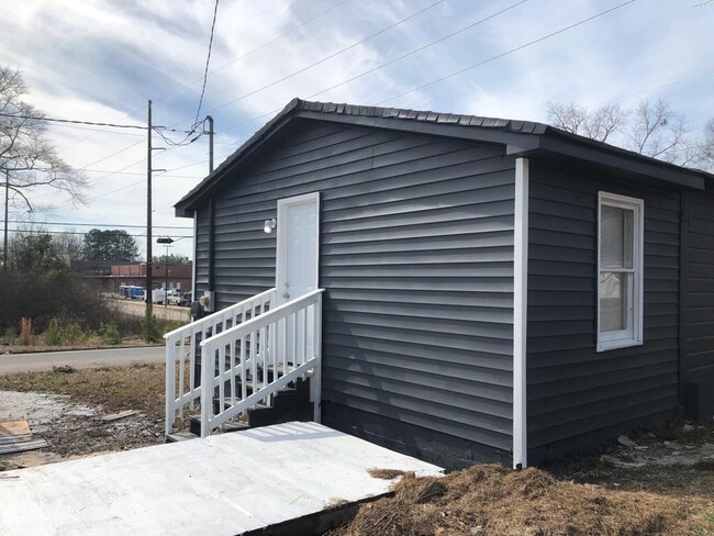 Foto del edificio - 901 Kelley St