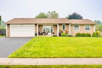 Building Photo - 67 Orchard Creek Cir