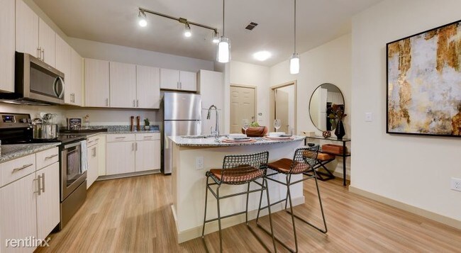 Building Photo - 1 br, 1 bath  - 10700 Ingram Rd BRAND NEW