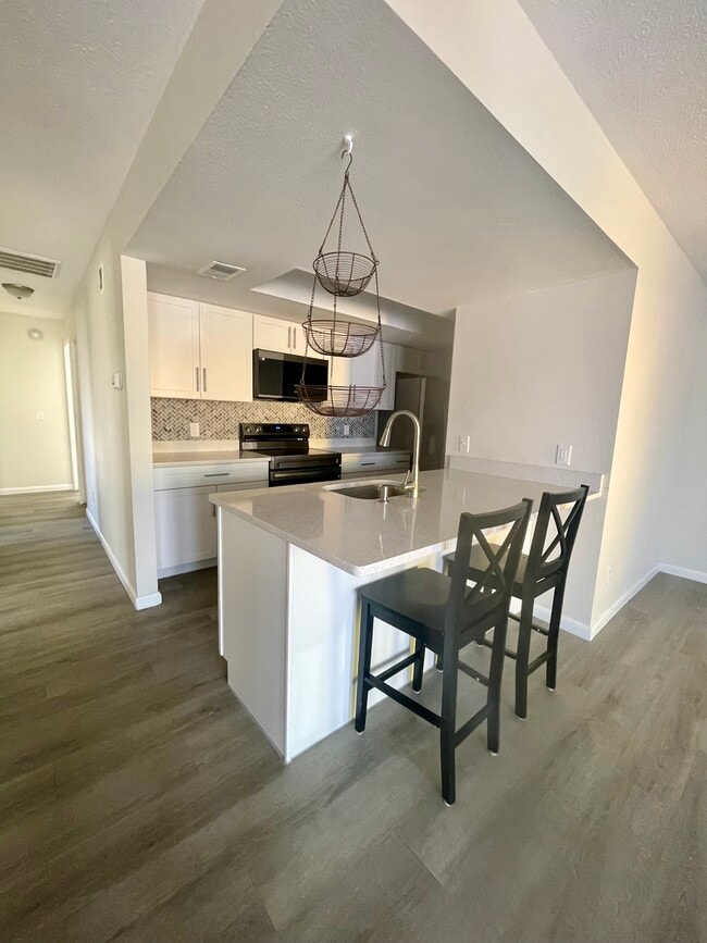 Foto del edificio - 1252 SE 8th Terrace