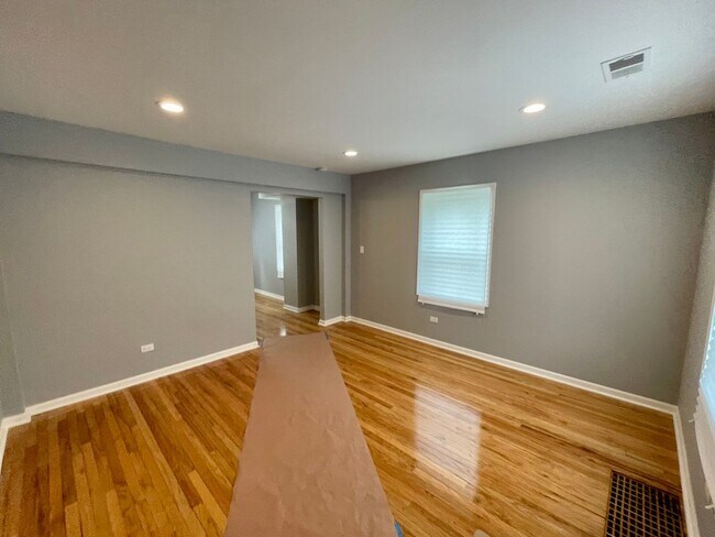 Foto del edificio - Available Now. Newly Rehabbed 3 bed 1.5 ba...