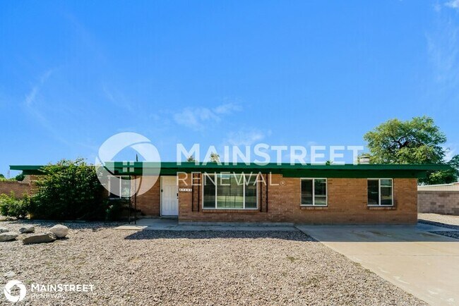 Building Photo - 9430 E Palm Tree Drive, Tucson, AZ 85710