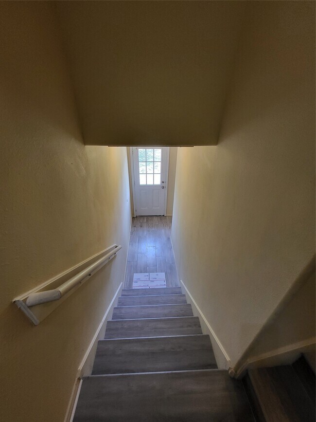 Foto del edificio - 5707 Saluda Creek Ln