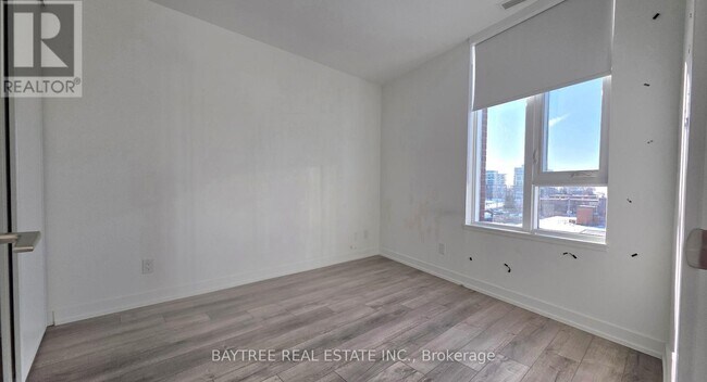 Building Photo - 3100 Keele St