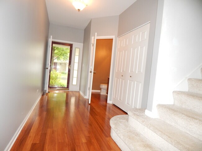 Foto del edificio - 5612 Wildspring Dr
