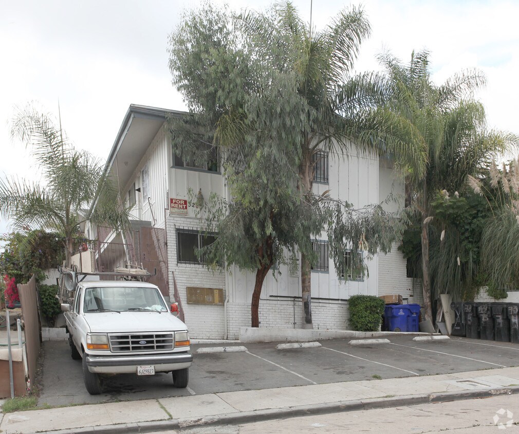 Primary Photo - Milbrae Apartments