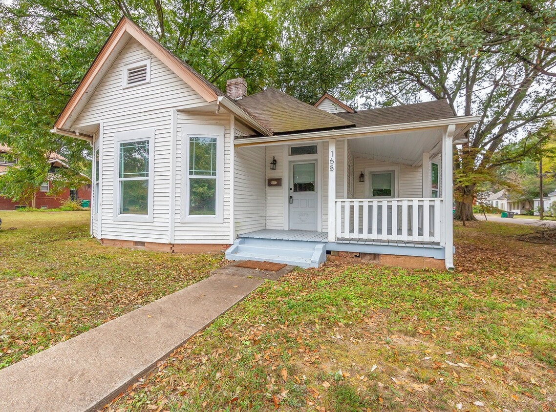 Primary Photo - 168 Arlington Ave