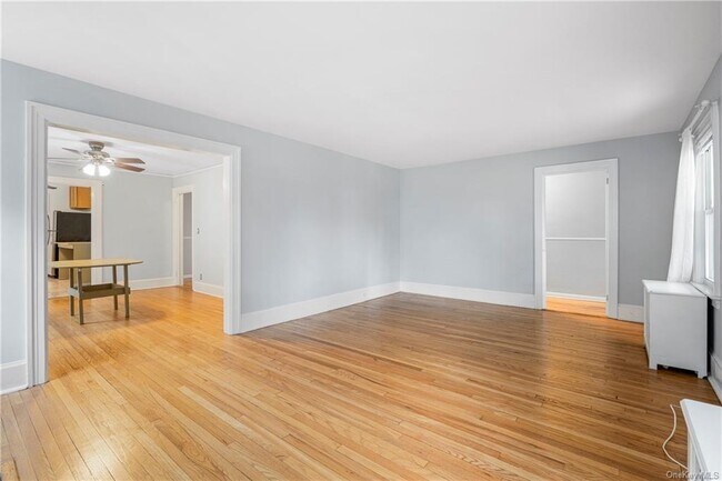 Foto del edificio - 522 Stanley Ave