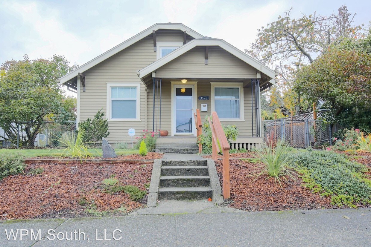 Primary Photo - 2 br, 1 bath House - 3518 S Monroe St