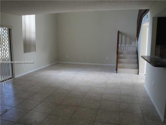 Building Photo - 1206 San Remo Cir