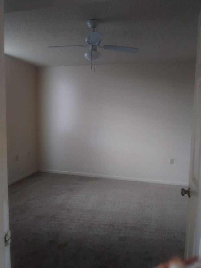 Building Photo - 3626 Whitehall Dr