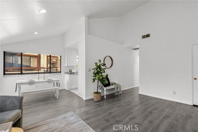Building Photo - 18033 Sundowner Way