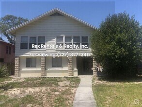 Building Photo - 2219 21st Ave S