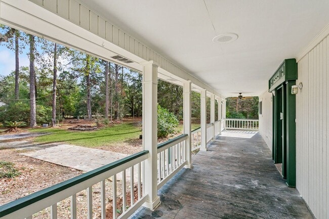 Building Photo - 67425 Salt Lick Ln