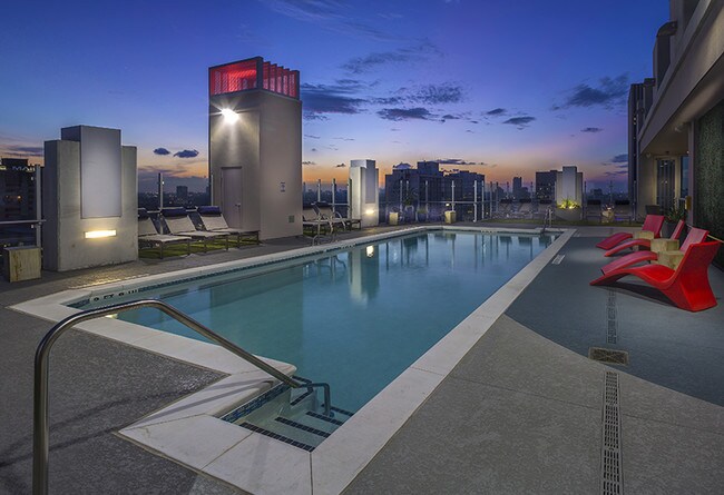 Foto del edificio - Luscious Studio Apt of Amazingness