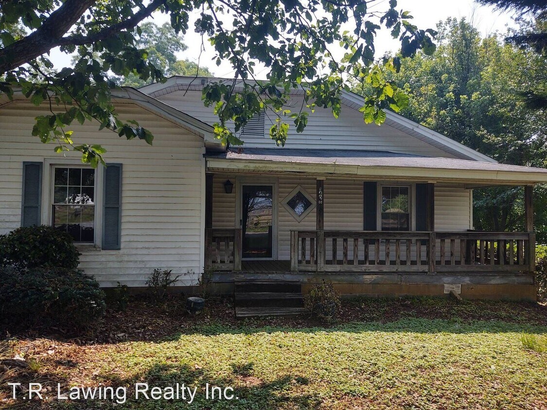 Primary Photo - 3 br, 1 bath House - 1408 Polkville Road