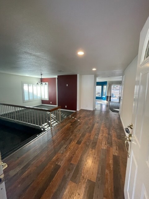 Foto del edificio - 1715 Island Dr