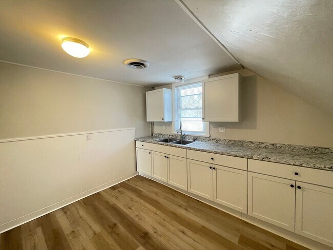 Foto del edificio - 98 Main St