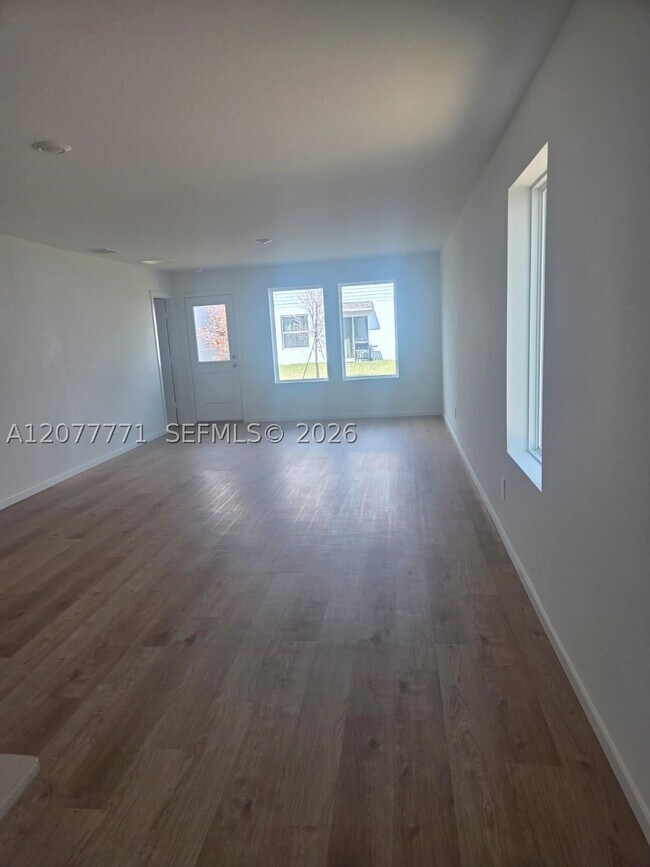 Foto del edificio - 3507 Rover Rd
