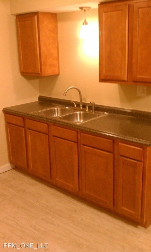 Foto principal - 56 Gorman Ln