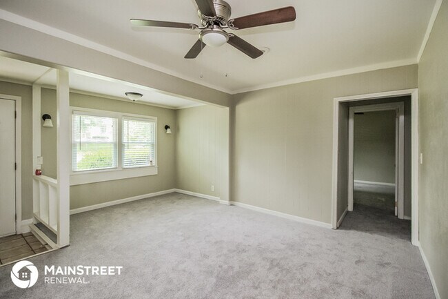 Building Photo - 33810 W 83rd St
