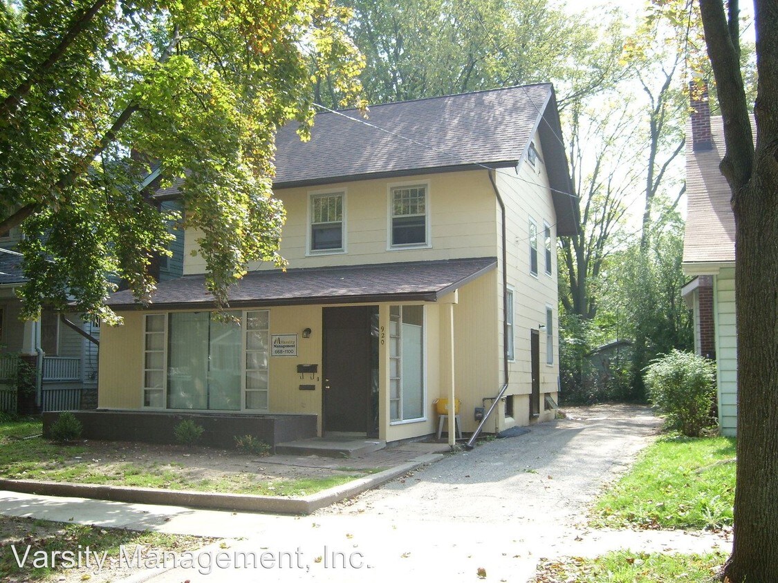 Primary Photo - 5 br, 2 bath Apartment - 920 Dewey
