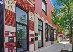 Building Photo - 3048 N Milwaukee Ave