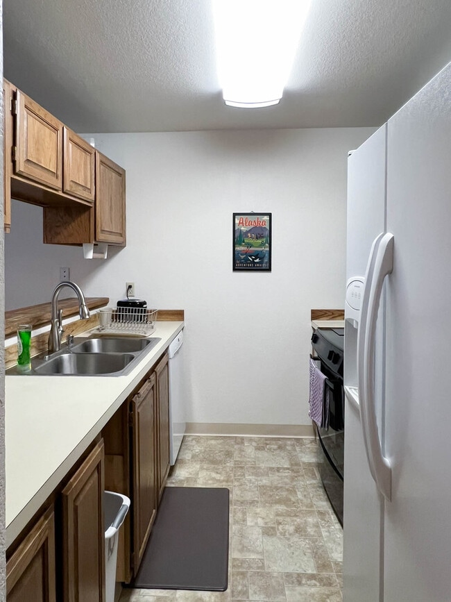Foto del edificio - 380 E 11th Ave