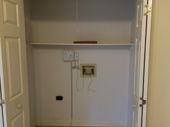 Building Photo - 12924 Copperas Ln