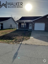 Building Photo - 16820 Huntington Ln
