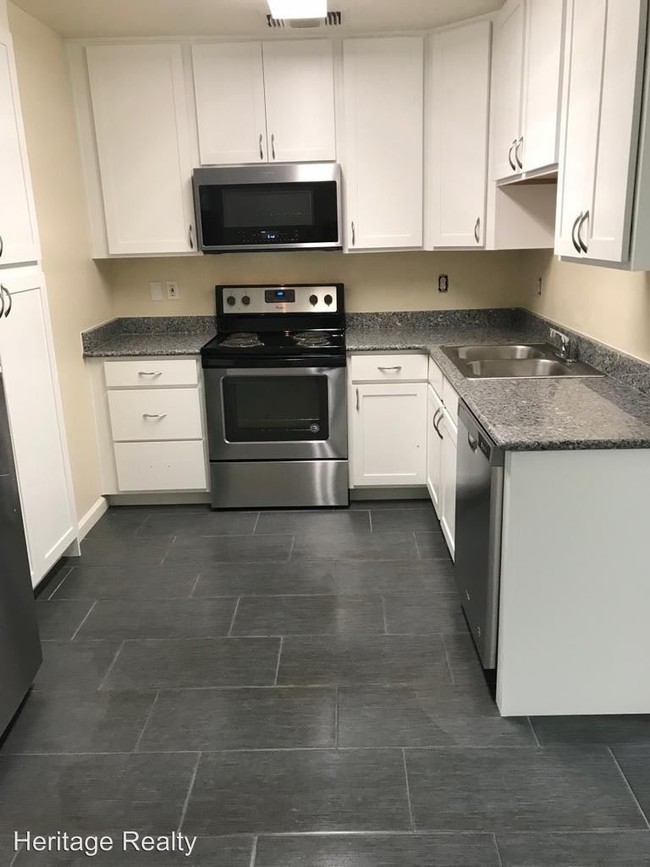 Foto del edificio - 4070 E Butler Ave