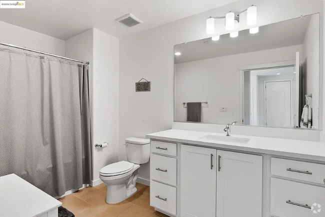 Building Photo - 2600 Wildflower Sta Pl